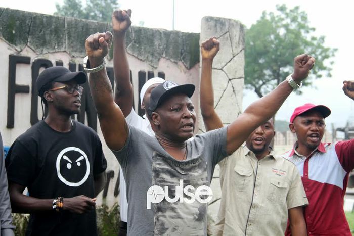 Charles Oputa a.k.a Charly Boy protesting at Unity Fountain, Abuja on Wednesday, August 16, 2017