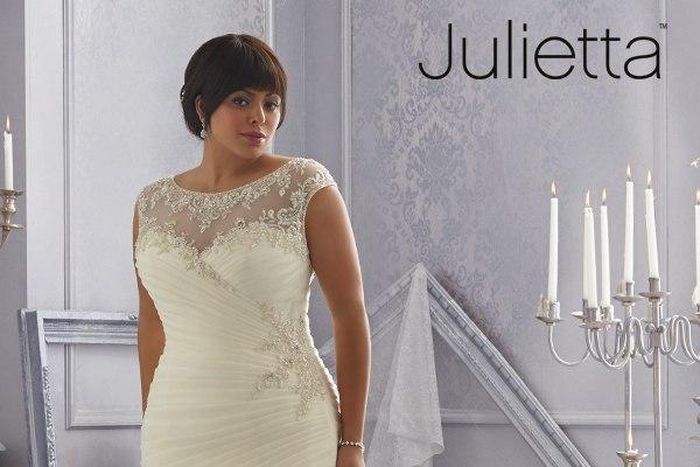 Plus sized brides and the ideal wedding dresses