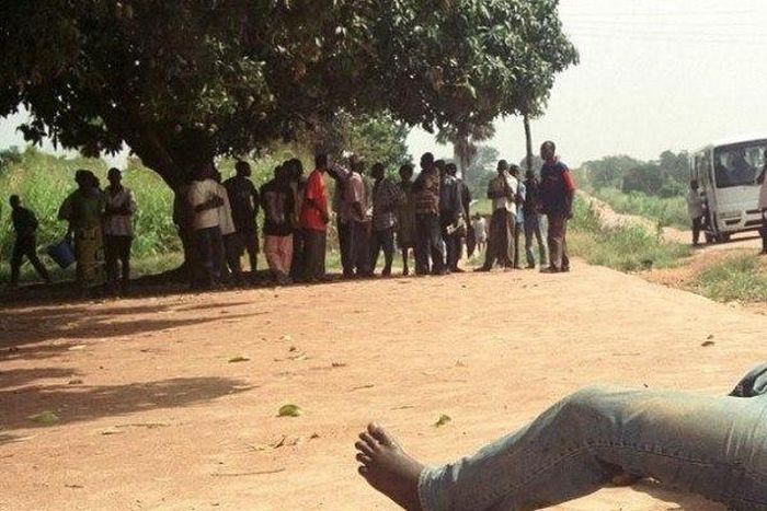 Suspect escapes lynching