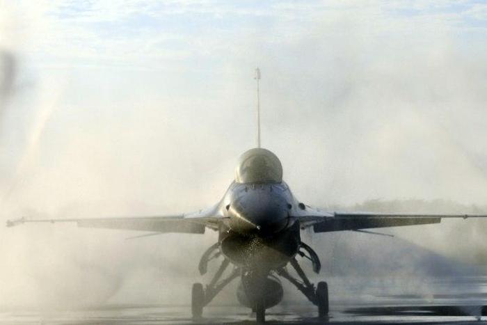 Taiwan's air force said earlier this year it is starting an upgrade of part of its fleet of US-made F-16 fighters, like this one seen at Chiayi air base in southern Taiwan