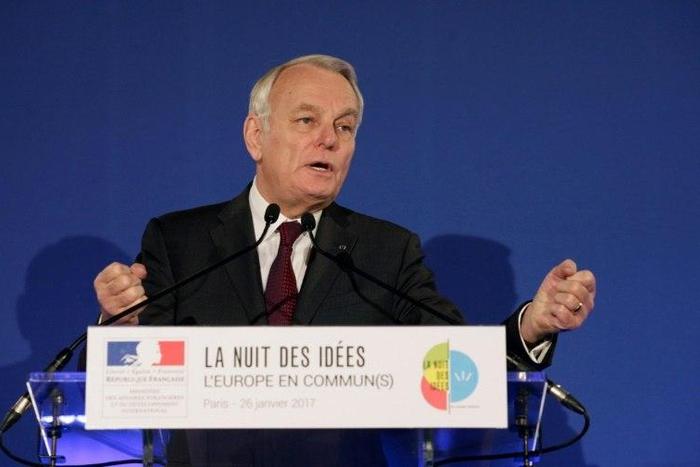 French Foreign Minister Jean-Marc Ayrault announces a project that aims to double the number of visas currently issued for Iran