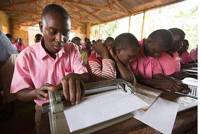 FULL LIST: FG's new secondary school curriculum to teach AI modules, journalism.