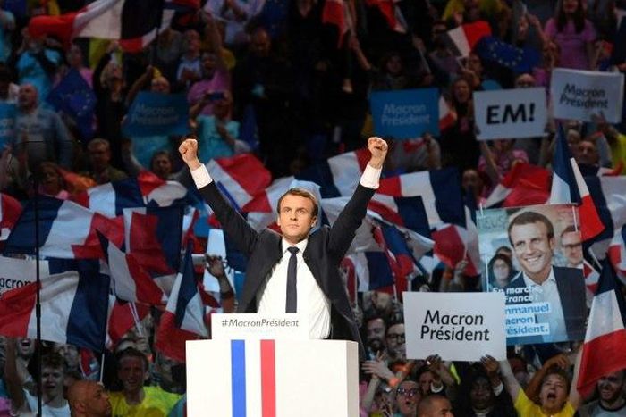 Emmanuel Macron held his biggest rally yet just days before the French vote, but his early lead in the polls has weakened