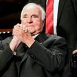 Former German Chancellor Helmut Kohl attends a commemorative event on the fall of the Berlin wall at the Friedrichstadtpalast music hall in Berlin in 2009