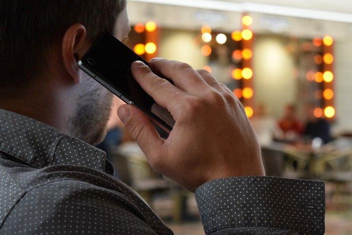 ___6765180___https:______static.pulse.com.gh___webservice___escenic___binary___6765180___2017___5___31___17___man-talking-on-the-phone-1582238_960_720