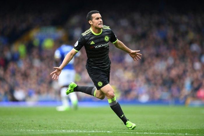 Chelsea's Spanish midfielder Pedro celebrates scores the opening goal during the English Premier League match against Everton at Goodison Park in Liverpool on April 30, 2017