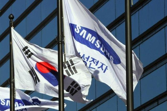 The chief of the state-run National Pension Service has admitted to pressuring the state-run fund to back a merger of two Samsung units, South Korean prosecutors say