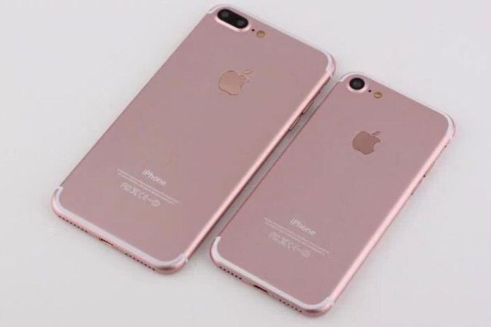 Apple iPhone 7 and 7 Plus