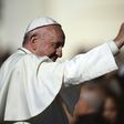 Pope Francis greets the crowd during his weekly general audience at Saint Peter's Square on November 9, 2016 at the Vatican