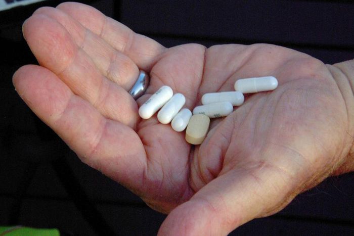 Plan to reduce drug costs is withdrawn after bipartisan criticism