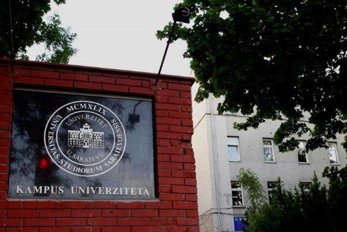 The University of Sarajevo adopted a plan to halt activities for about an-hour-and-a-half each Friday during Muslim prayers