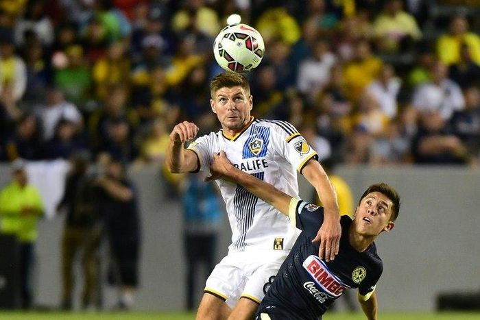 Steven Gerrard (L), seen in 2015, spent 18 months in Major League Soccer with the LA Galaxy after leaving Liverpool