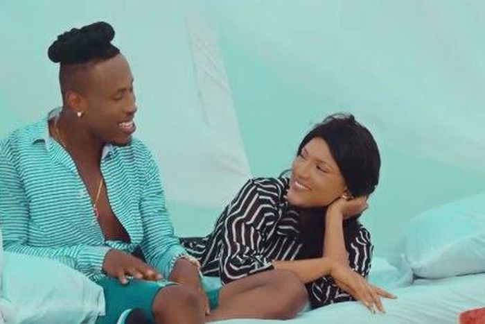 ___5595396___https:______static.pulse.com.gh___webservice___escenic___binary___5595396___2016___10___12___11___Mr+2kay+in+the+morning+ft+doray