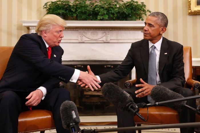 Donald Trump (L) and President Obama (R) 