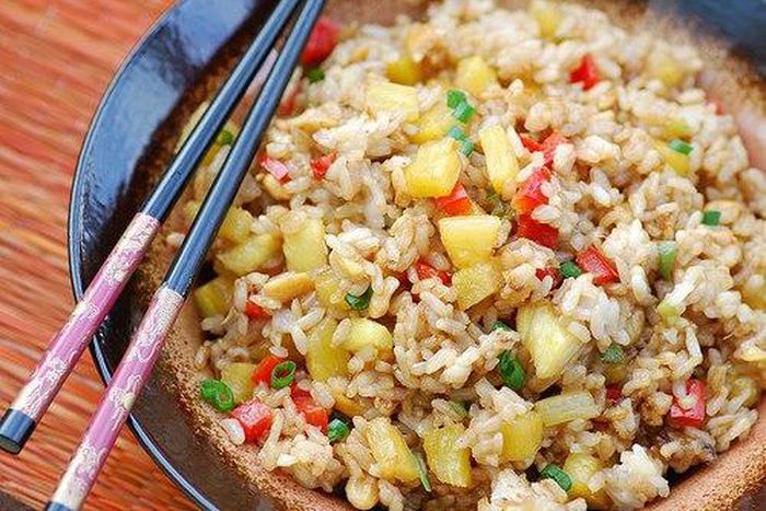 Pineapple fried rice