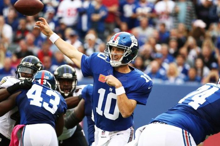 Giants' quaterback Eli Manning is one of his team's few remaining players who defeated the Dolphins at Wembley in the first NFL regular-season game played in the UK