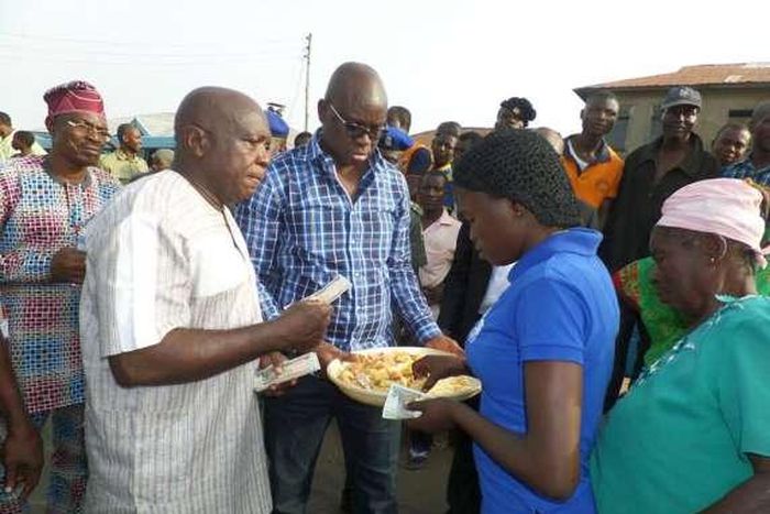 ___5795709___https:______static.pulse.com.gh___webservice___escenic___binary___5795709___2016___11___22___16___Fayose5