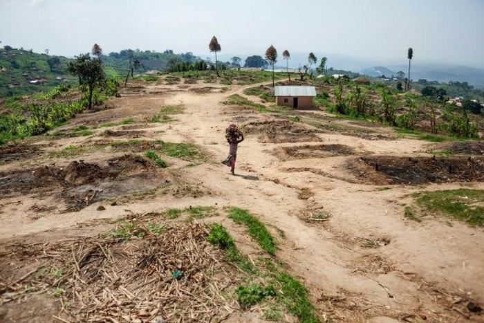 The Rwandan Catholic Church in 2011 asked France to stop Thomas Nahimana from publishing material which it claimed denies the 1994 massacre in which mostly members of the Hutu ethnic group killed some 800,000 people in a 100-day genocidal spree