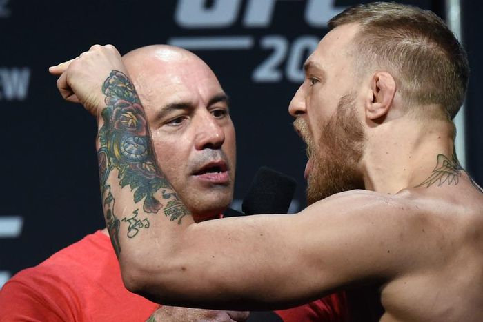 ___5589565___https:______static.pulse.com.gh___webservice___escenic___binary___5589565___2016___10___11___11___conormcgregor-cropped_1uvzj9zgzwcu918v1sm7bpogyy