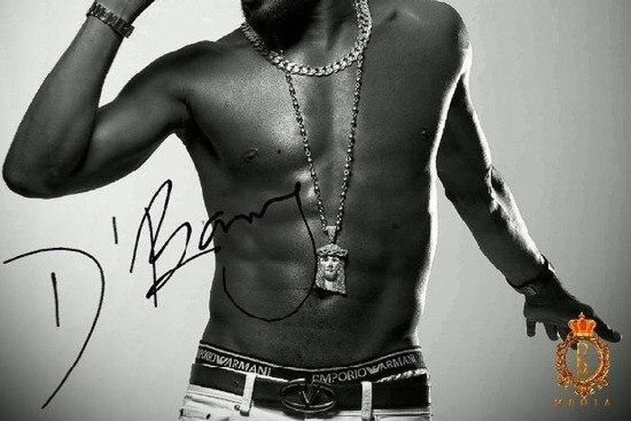 D'banj's performing posture