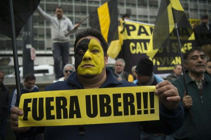 Taxi drivers demonstrate against US multinational online transportation network company Uber, in Buenos Aires on June 09, 2016