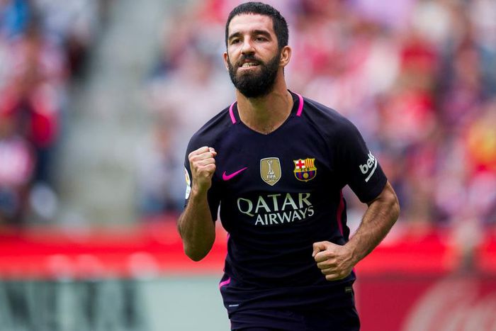 ___5567321___https:______static.pulse.com.gh___webservice___escenic___binary___5567321___2016___10___9___17___ardaturan-cropped_1wb22r0n2gun21mab13fktqn6h_1