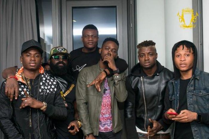 YBNL crew arrive UK for concert