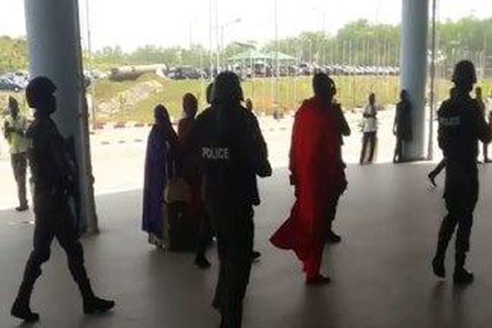 Pastor Ayo Oritsejafor and his Police escorts