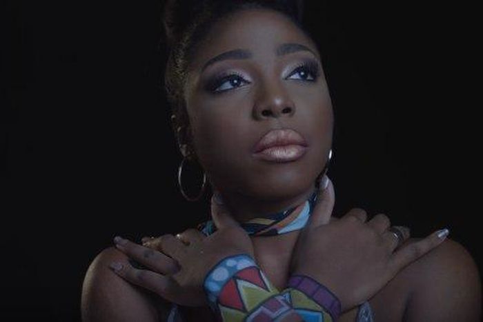 Nissi - Pay attention