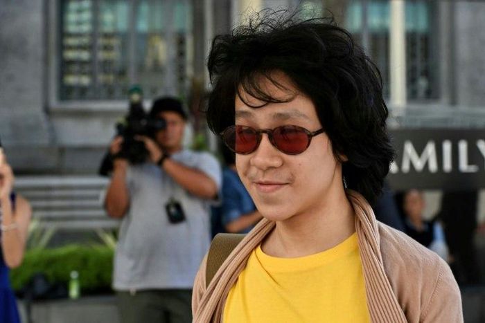 Amos Yee, an activist who has been repeatedly jailed in Singapore for profanity-laced attacks on the city's revered late leader Lee Kuan Yew, is seeking political asylum in the US