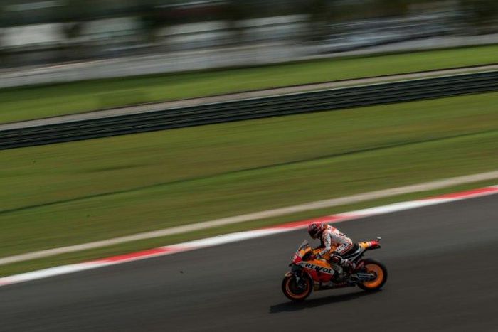 Repsol Honda Team's Spanish rider Marc Marquez, seen during a practice session ahead of the 2016 MotoGP Malaysian Grand Prix, at Sepang International circuit, on October 29, 2016