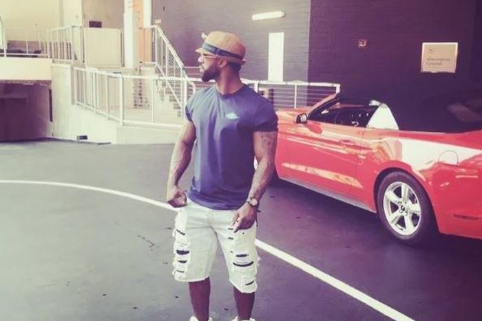 ___5346592___https:______static.pulse.com.gh___webservice___escenic___binary___5346592___2016___8___5___18___Iyanya+car