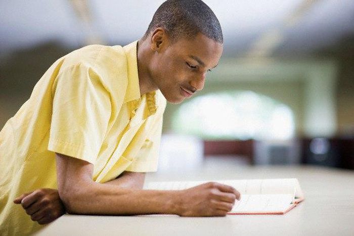 5 books you should read before you clock 25