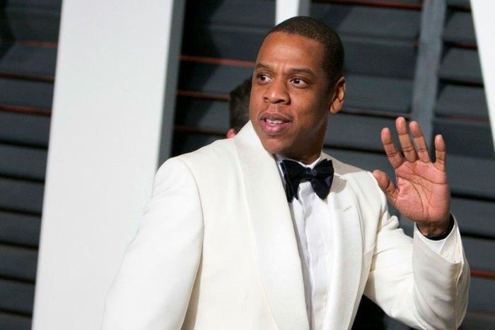 Jay Z arrives to the 2015 Vanity Fair Oscar Party in Beverly Hills, California