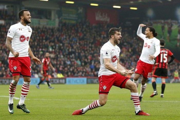 Southampton's English striker Jay Rodriguez (C) celebrates scoring his team's second goal during the English Premier League football match against Bournemouth on December 18, 2016