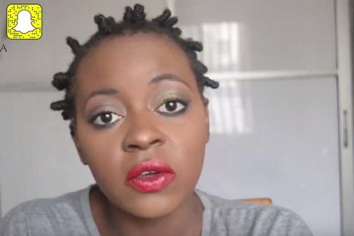 Deola Adebiyi  does the no mirror makeup challenge