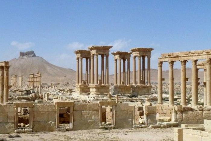 Russia's defence ministry said its war planes had carried out more than 60 overnight strikes on Palmyra, claiming to have "thwarted all terrorist attacks" on the city