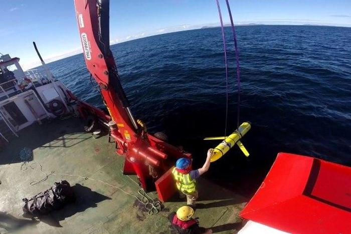 A US unmanned underwater probe like the one seized by the Chinese Navy