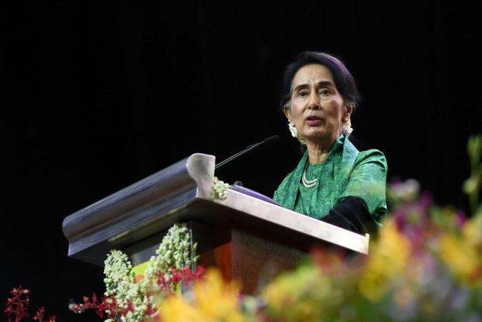 Myanmar's de facto leader Aung San Suu Kyi has faced growing international criticism for not stopping the military's campaign in Rakhine state