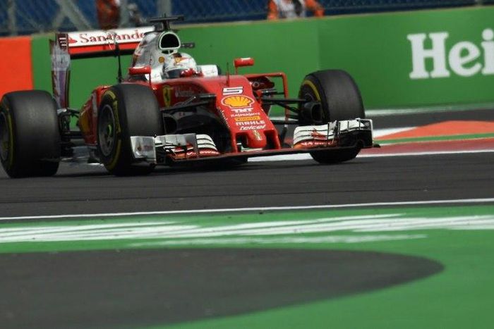 Ferrari's driver Sebastian Vettel made an apology to Mexican Grand Prix race director Charlie Whiting after an expletive-filled rant