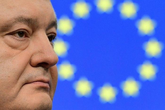 Ukraine's President Petro Poroshenko meets European leaders in Brussels on November 24, 2016