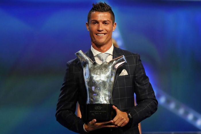 ___5563189___https:______static.pulse.com.gh___webservice___escenic___binary___5563189___2016___10___4___12___cristiano-ronaldo-cropped_1qc0nb8ffxpuc1fsfw1qcndjbh