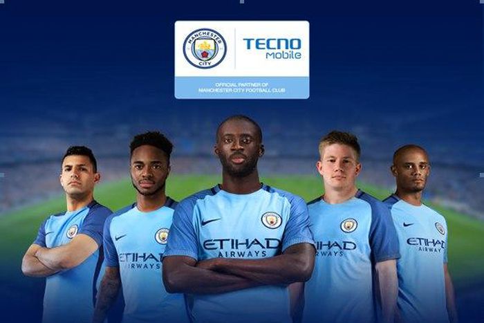 Win amazing gift items in the 'Blue Xmas' give away