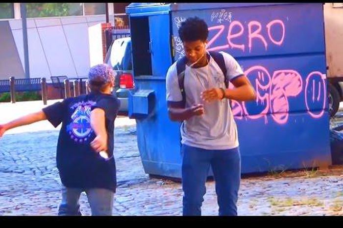 ___5552749___https:______static.pulse.com.gh___webservice___escenic___binary___5552749___2016___9___30___17___hqdefault_1