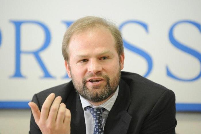 Amnesty International's Europe director John Dalhuisen said in a statement: "We do not know what prompted Moscow authorities to prevent our staff from accessing our offices -- an unwelcome surprise for which we received no prior warning"