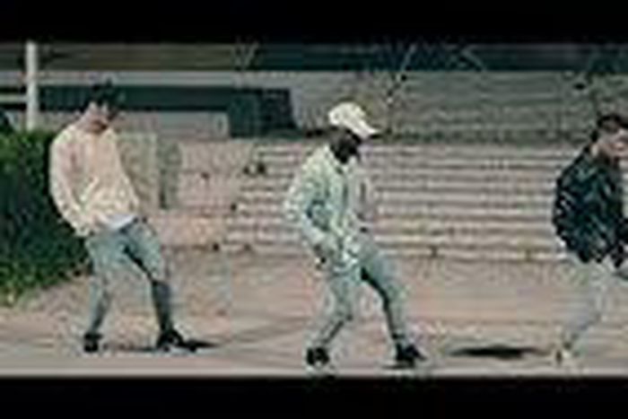 ___5790652___https:______static.pulse.com.gh___webservice___escenic___binary___5790652___2016___11___21___17___hqdefault