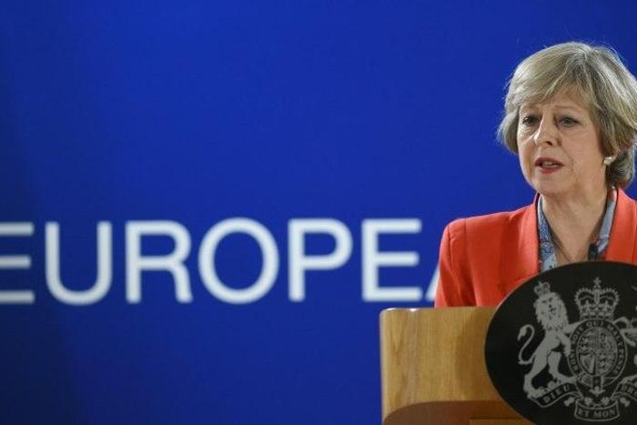 British Prime minister Theresa May is likely to tell European Commission President Jean-Claude Juncker that Britain will press ahead with the divorce process as planned