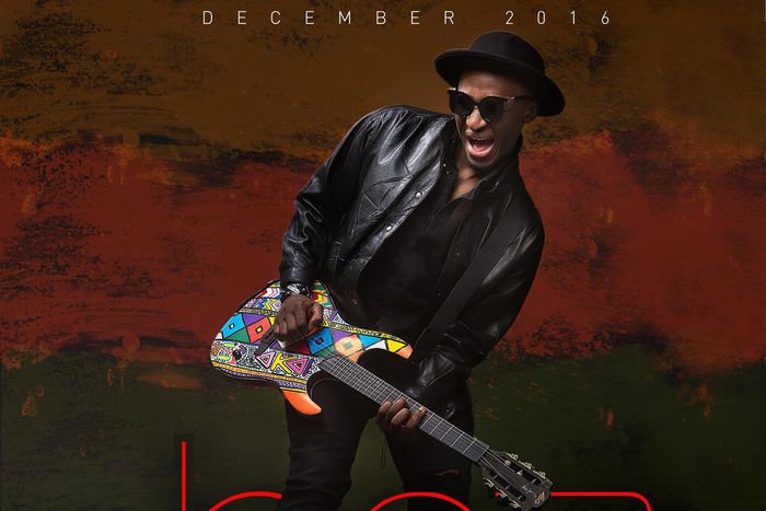 Alternative Soul singer-Bez-live in concert