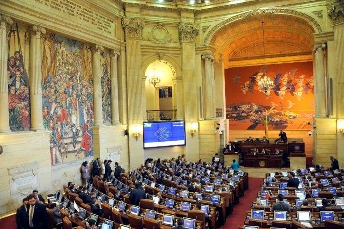 View of the Colombian Congress' house of Representatives during a session to endorse the new peace agreement signed between the government and the FARC, in Bogota, on November 30, 2016