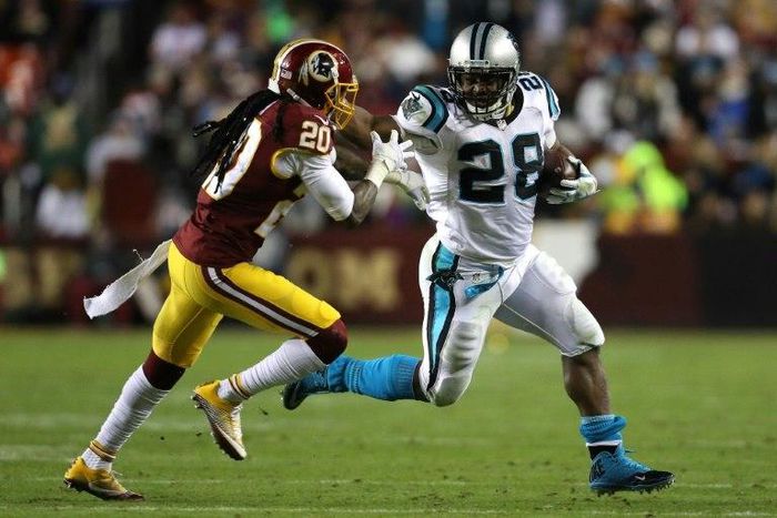 Running back Jonathan Stewart rushed for 132 yards as the Carolina Panthers beat the Washington Redskins